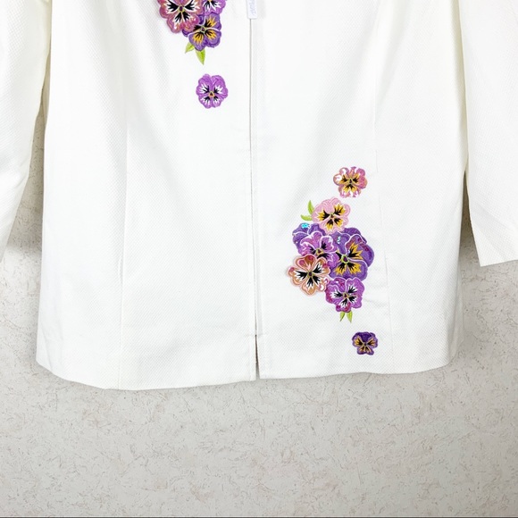 Bob Mackie floral jacket and capris pants set - Picture 3 of 8